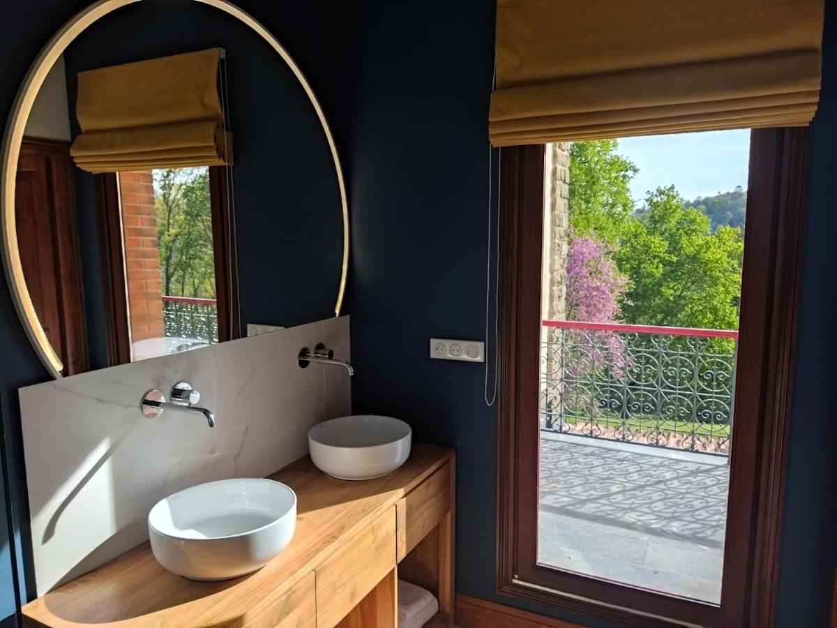 Domaine De La Tisnere Bed & Breakfast Gelos Ngoại thất bức ảnh