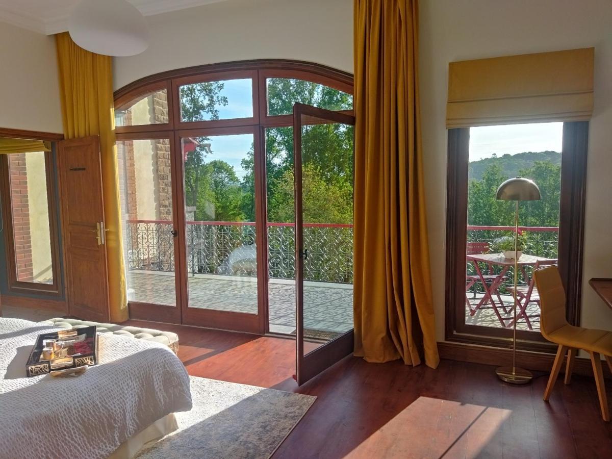 Domaine De La Tisnere Bed & Breakfast Gelos Ngoại thất bức ảnh