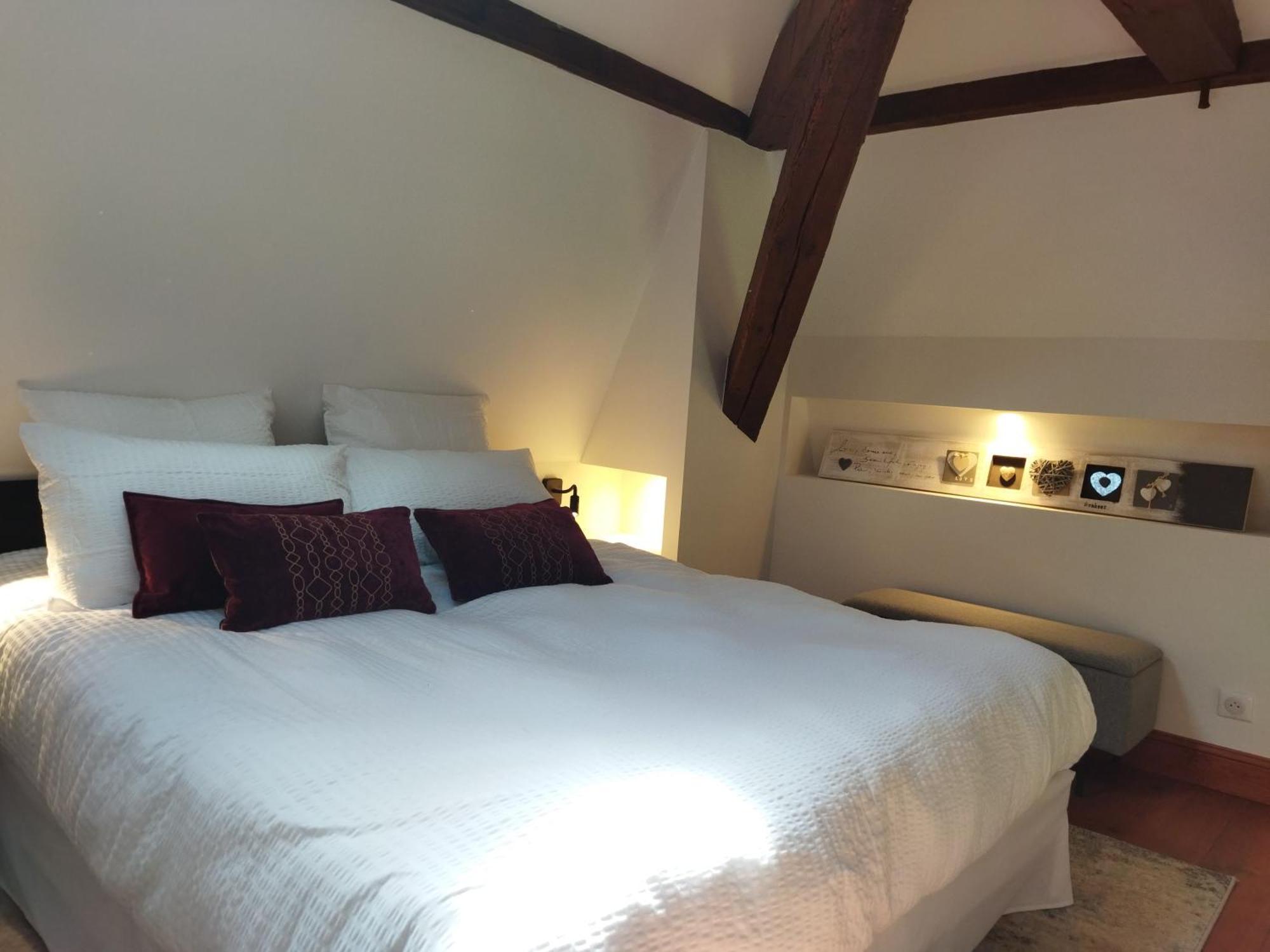 Domaine De La Tisnere Bed & Breakfast Gelos Phòng bức ảnh